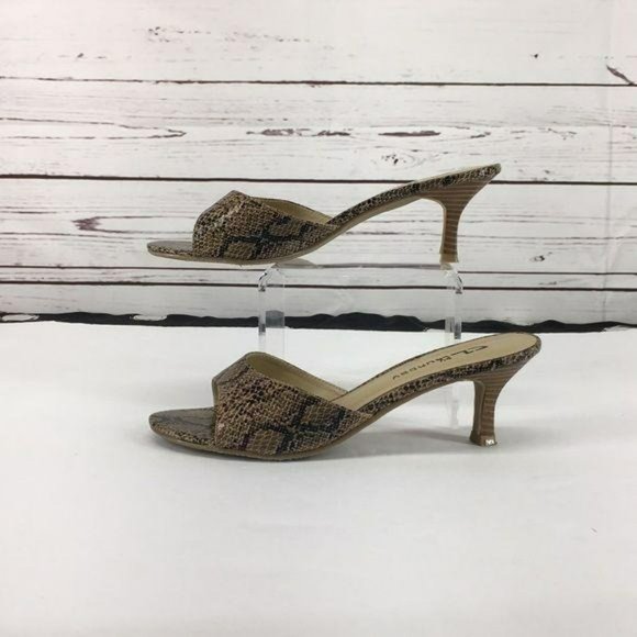 CL By Laundry Snakeskin sz 6½ Open Toe sandals - Picture 3 of 6